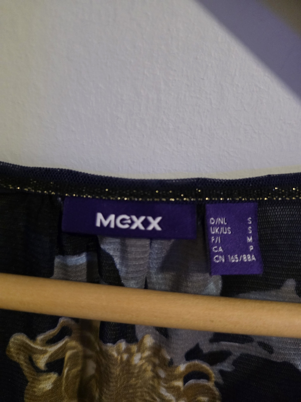 MEXX Women’s Navy Floral Sheer Mesh Blouse Size S - Picture 4 of 11